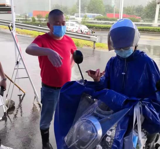 【英雄就在身邊】沒事沒事，我還能再走兩步！