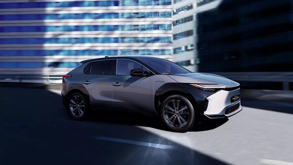 豐田斥巨資All in電動車：全新車型亮相 電池10年仍保持90%容量。